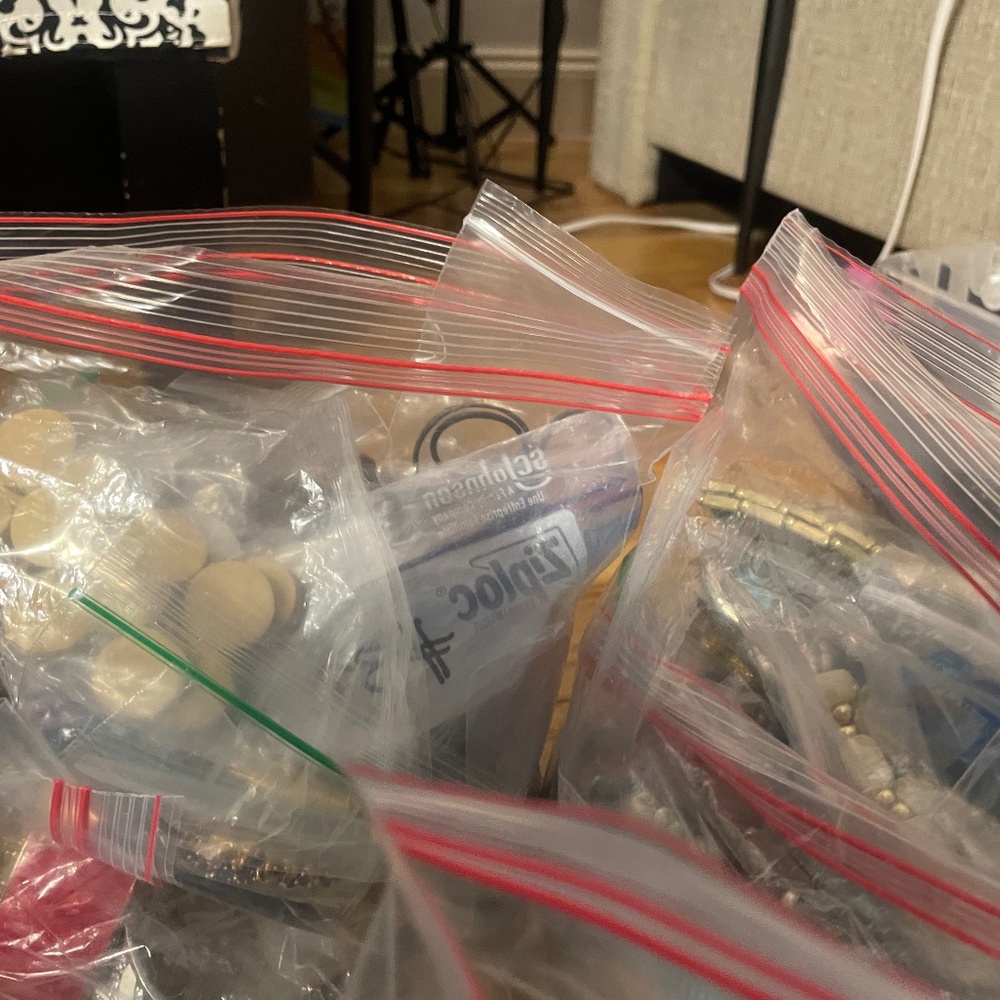 5 pounds jewelry Lots